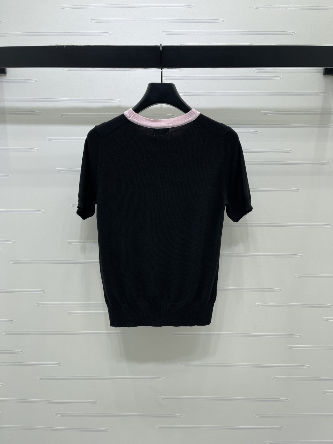 Women's short sleeves
